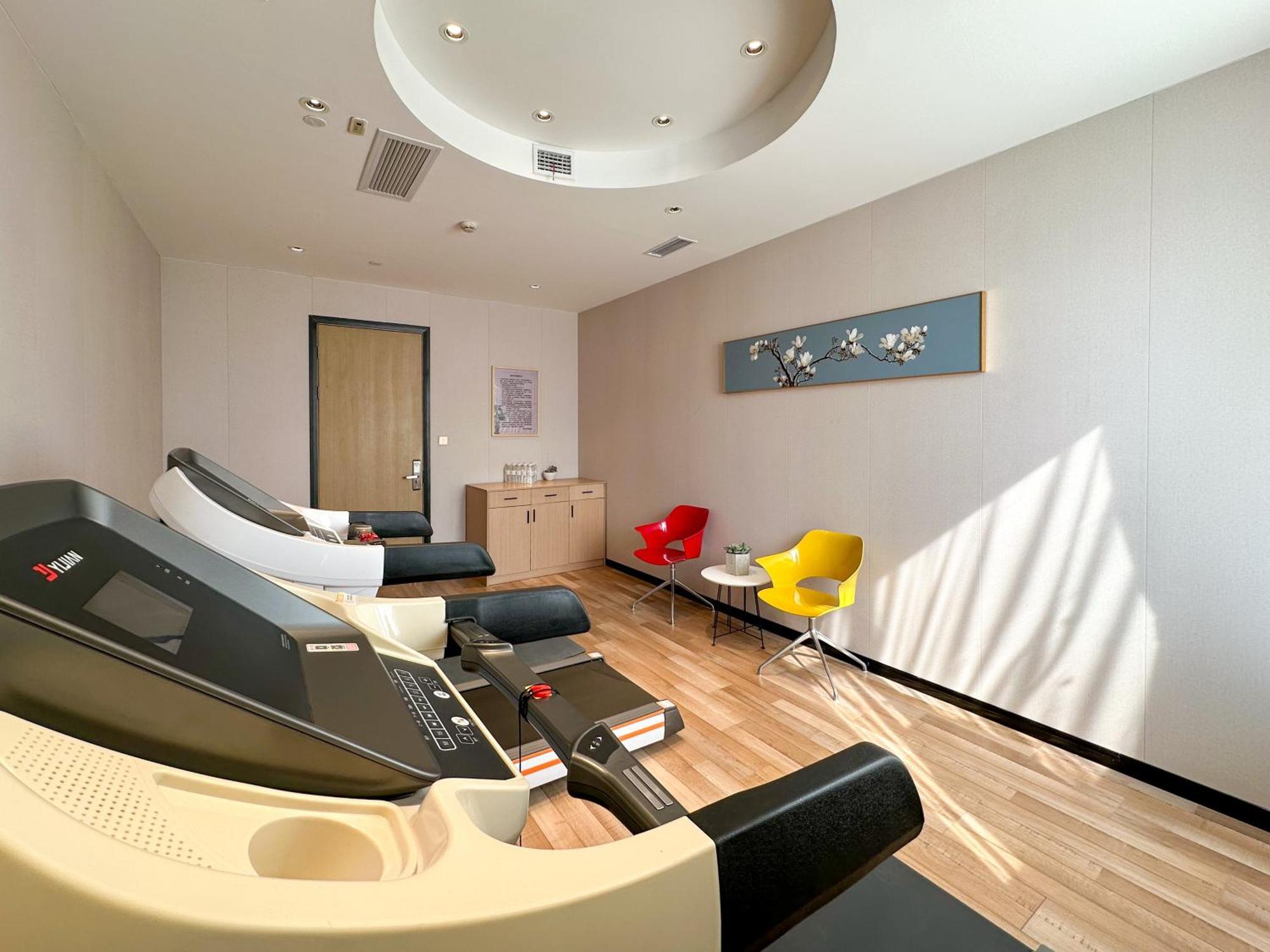 Shanghai-Deco Hotel-Free Shuttle Bus To Pudong Airport And Disneyland Exteriör bild